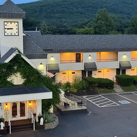 The Black Mountain Inn Brattleboro Eksteriør billede