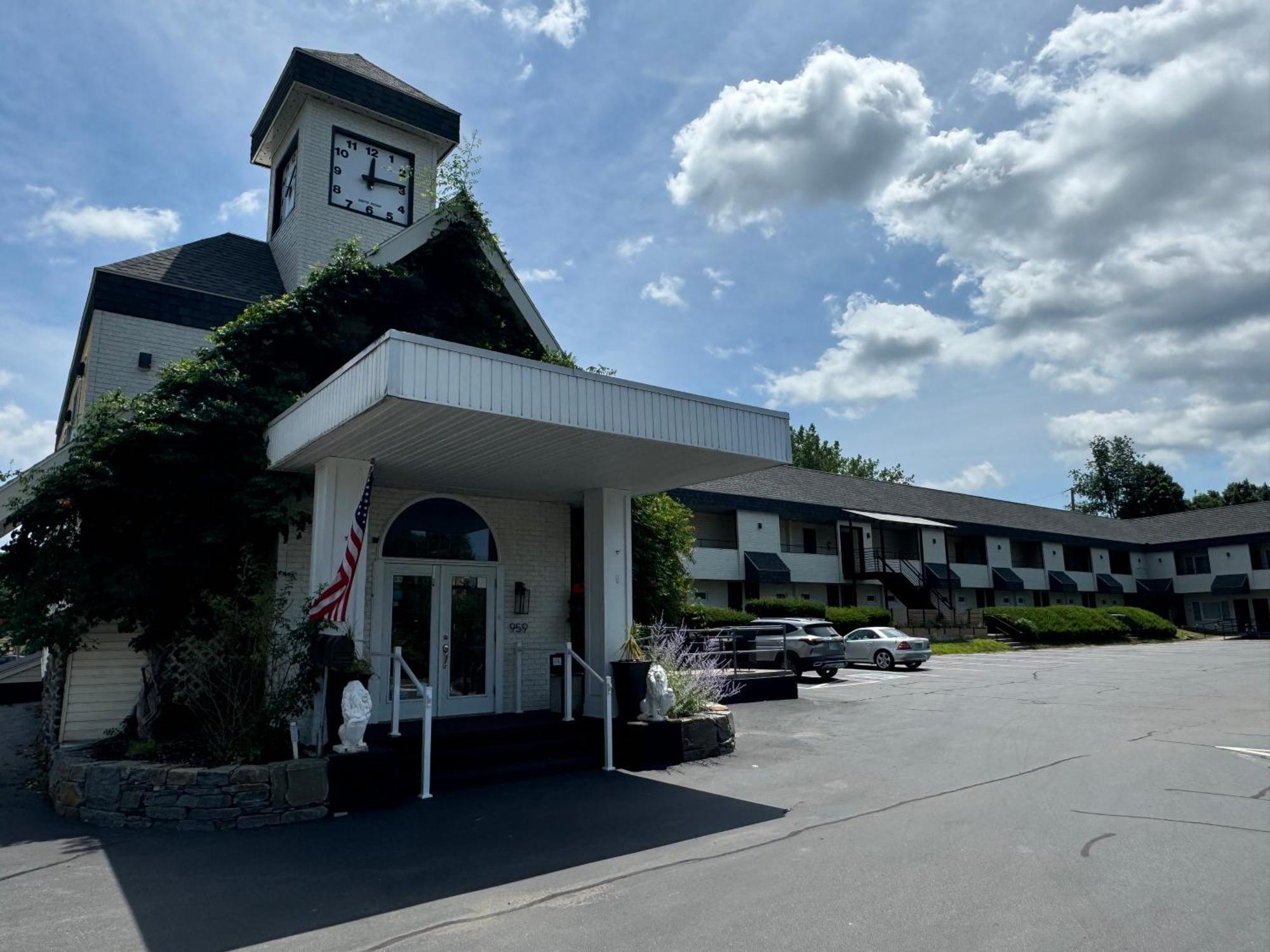 The Black Mountain Inn Brattleboro Eksteriør billede